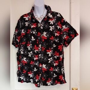 🛍️ BUNDLE ONLY 🛍️Jaclyn Smith Black and Red Floral Button Down Shirt